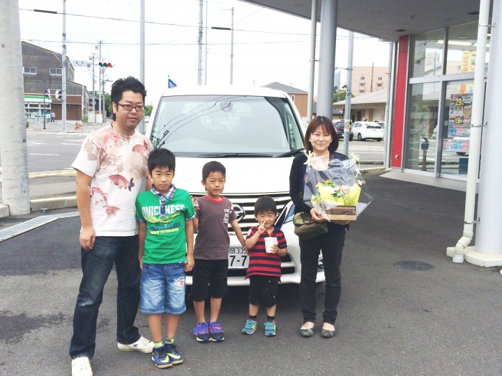 秋谷さま セレナ納車 ๑ ๑ 店舗ブログ 静岡日産自動車株式会社