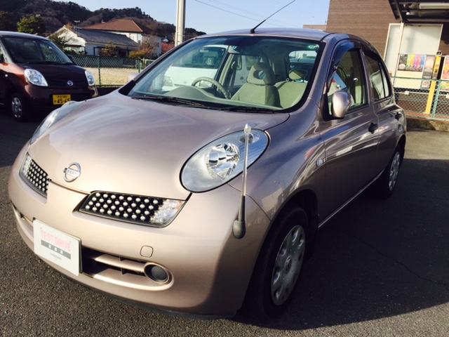 大仁店 木曜中古車デー うっすらピンクのかわいい車 店舗ブログ 静岡日産自動車株式会社