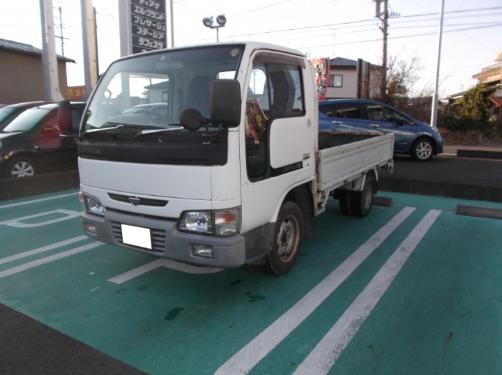 藤枝立花店 初売り厳選中古車 ディーゼルｍｔのトラック アトラス入荷致しました 店舗ブログ 静岡日産自動車株式会社