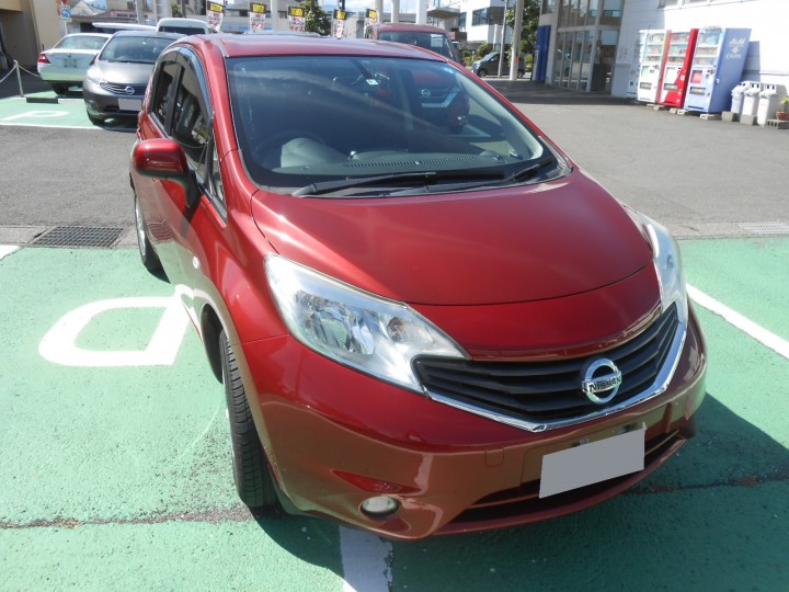 登呂店 木曜中古車デー ノートの赤 おすすめです 店舗ブログ 静岡日産自動車株式会社