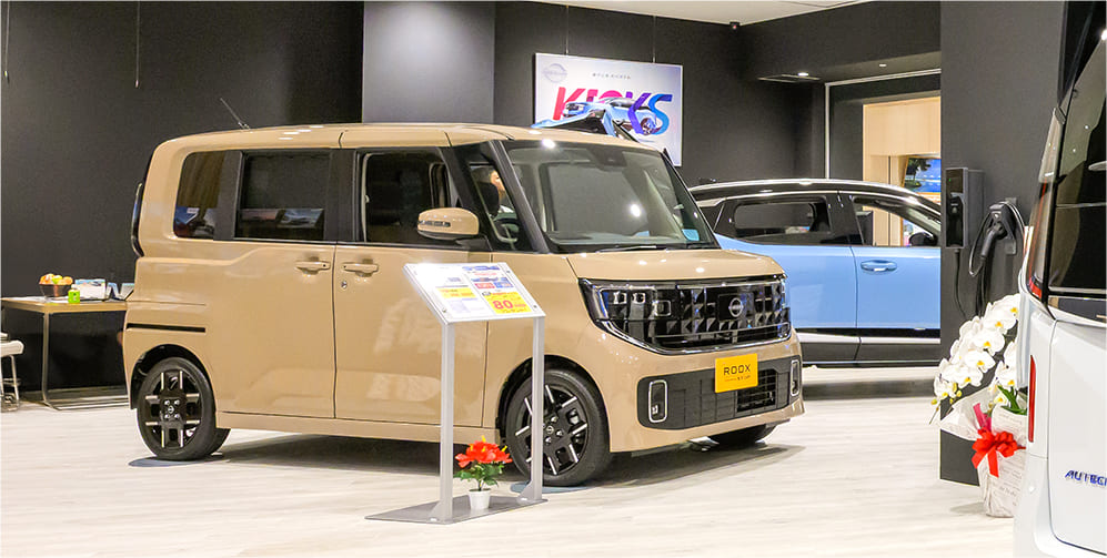 展示車 ROOX